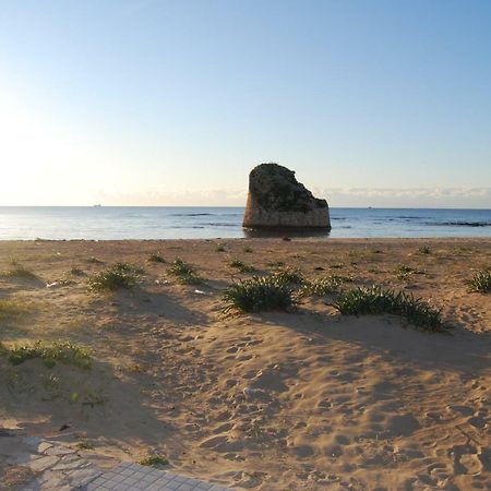 Appartamento Sul Mare Torre Pali 외부 사진