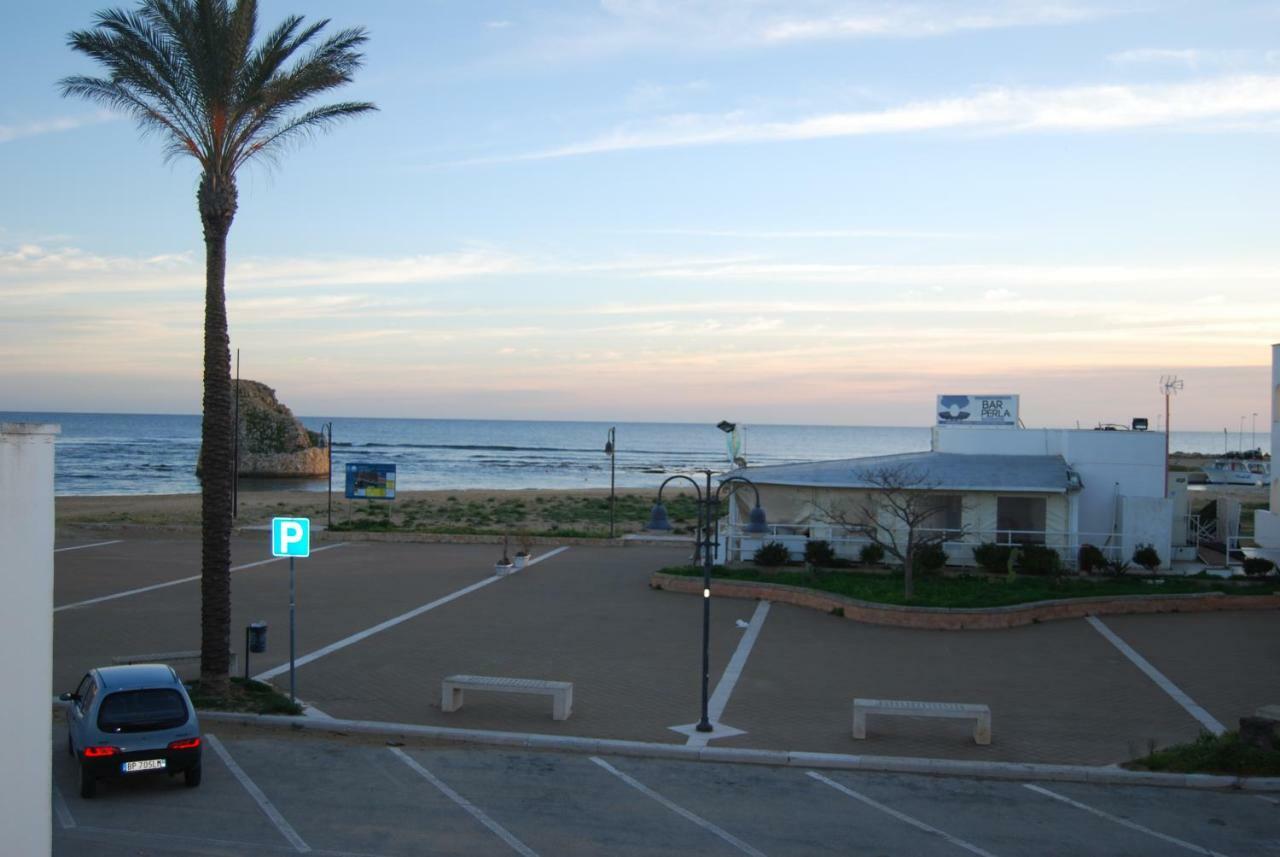 Appartamento Sul Mare Torre Pali 외부 사진